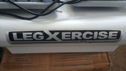 Original LegExsercise Deluxe like new with remote