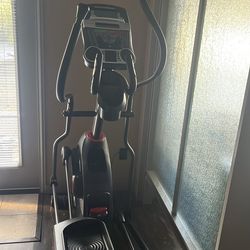 Schwinn 430 Elliptical