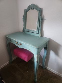 Green Vanity and stool