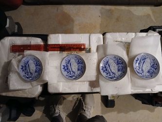 4 -4"Collectible Praying  Hands Plates🙏 