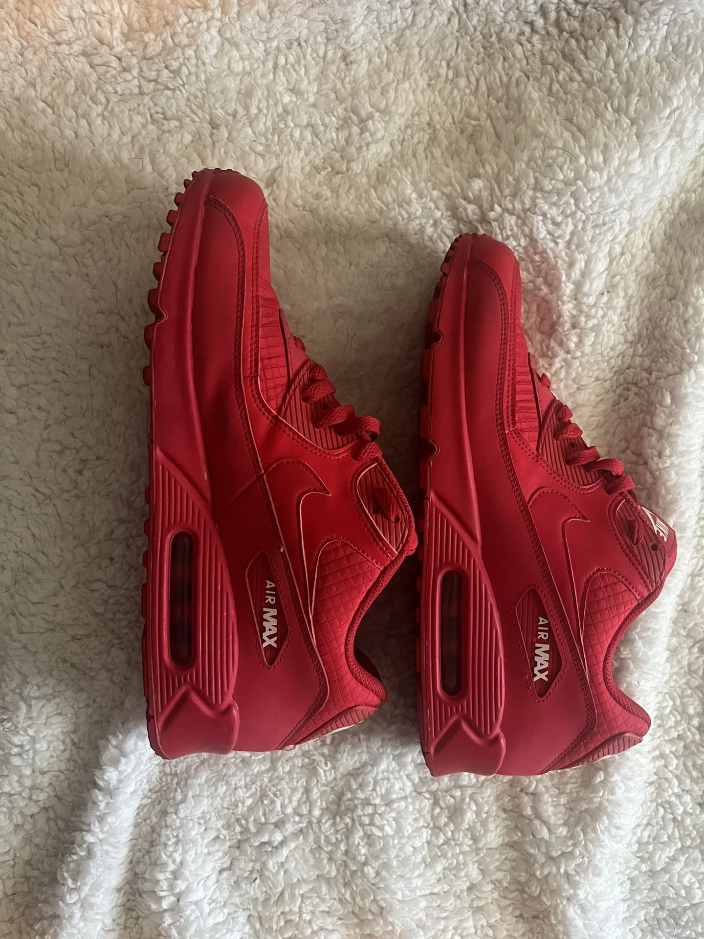 Air Max 90s Triple Red