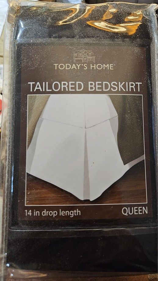 TODAY'S HOME Black QUEEN Tailored Bedskirt