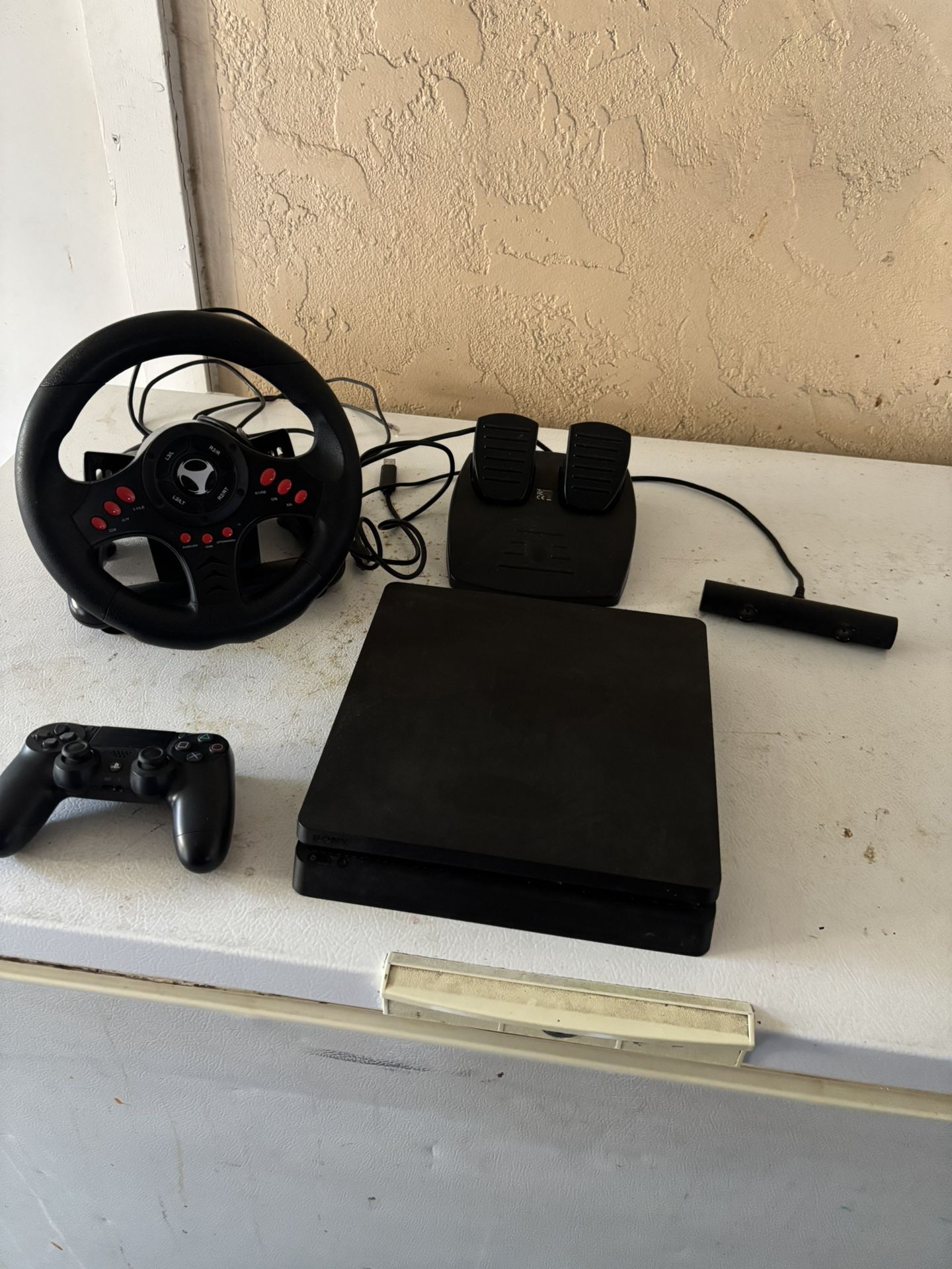 PS4