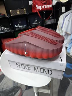 Nike Mind 001 red