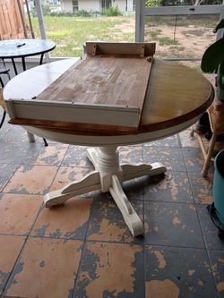 Table with extension