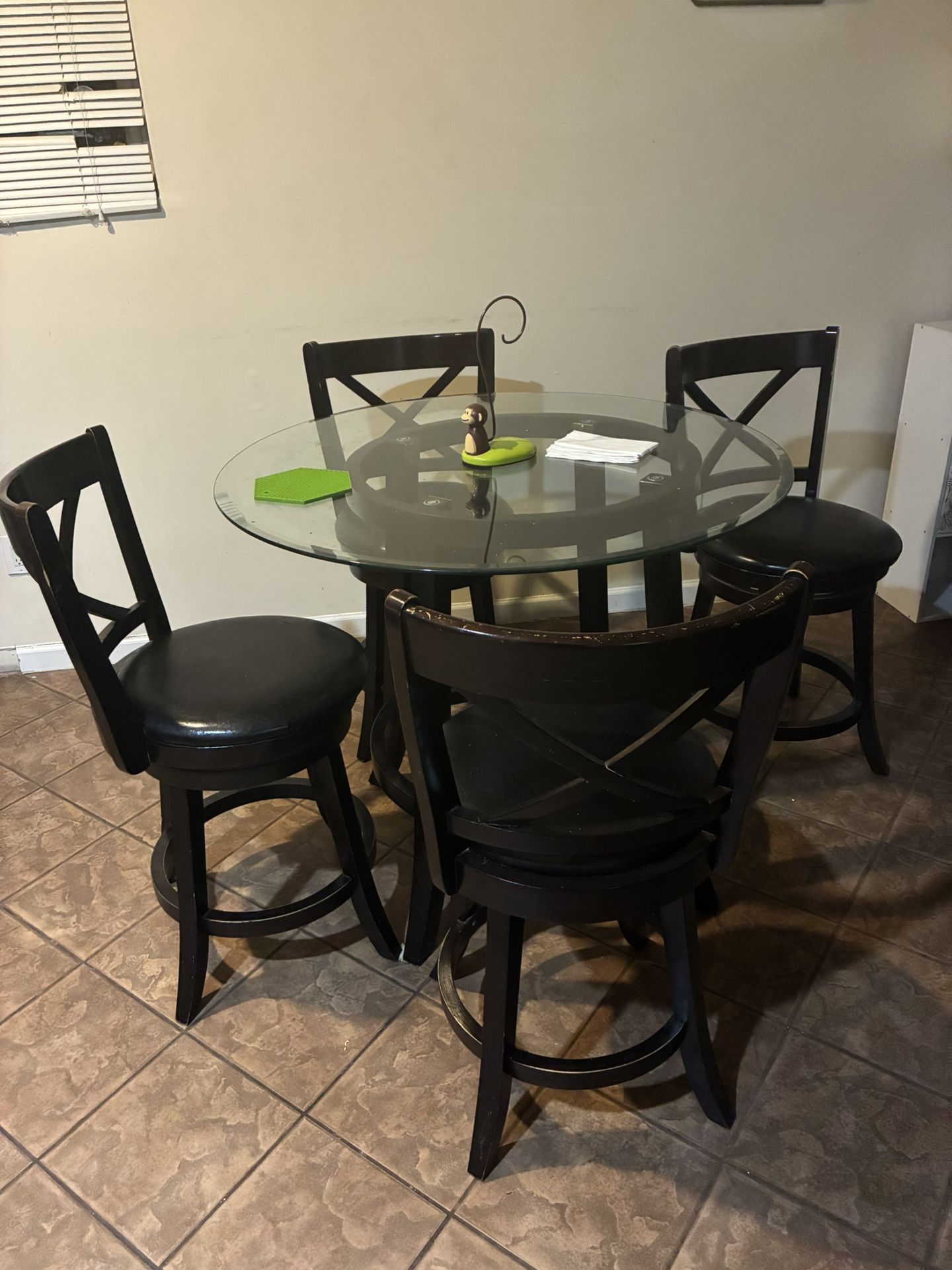 Glass Top Dining Table With 4 Chairs 