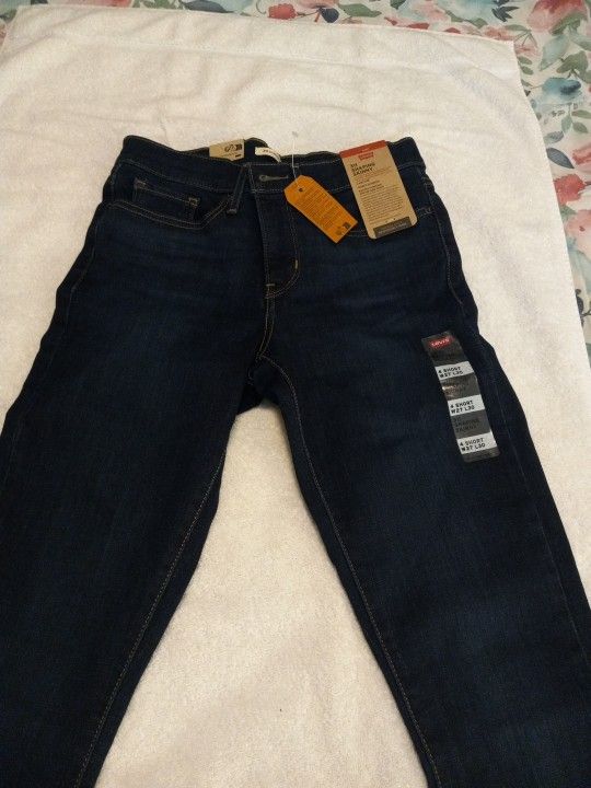Levis