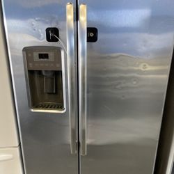 Ge Stainless Steel Side By Side Fridge 