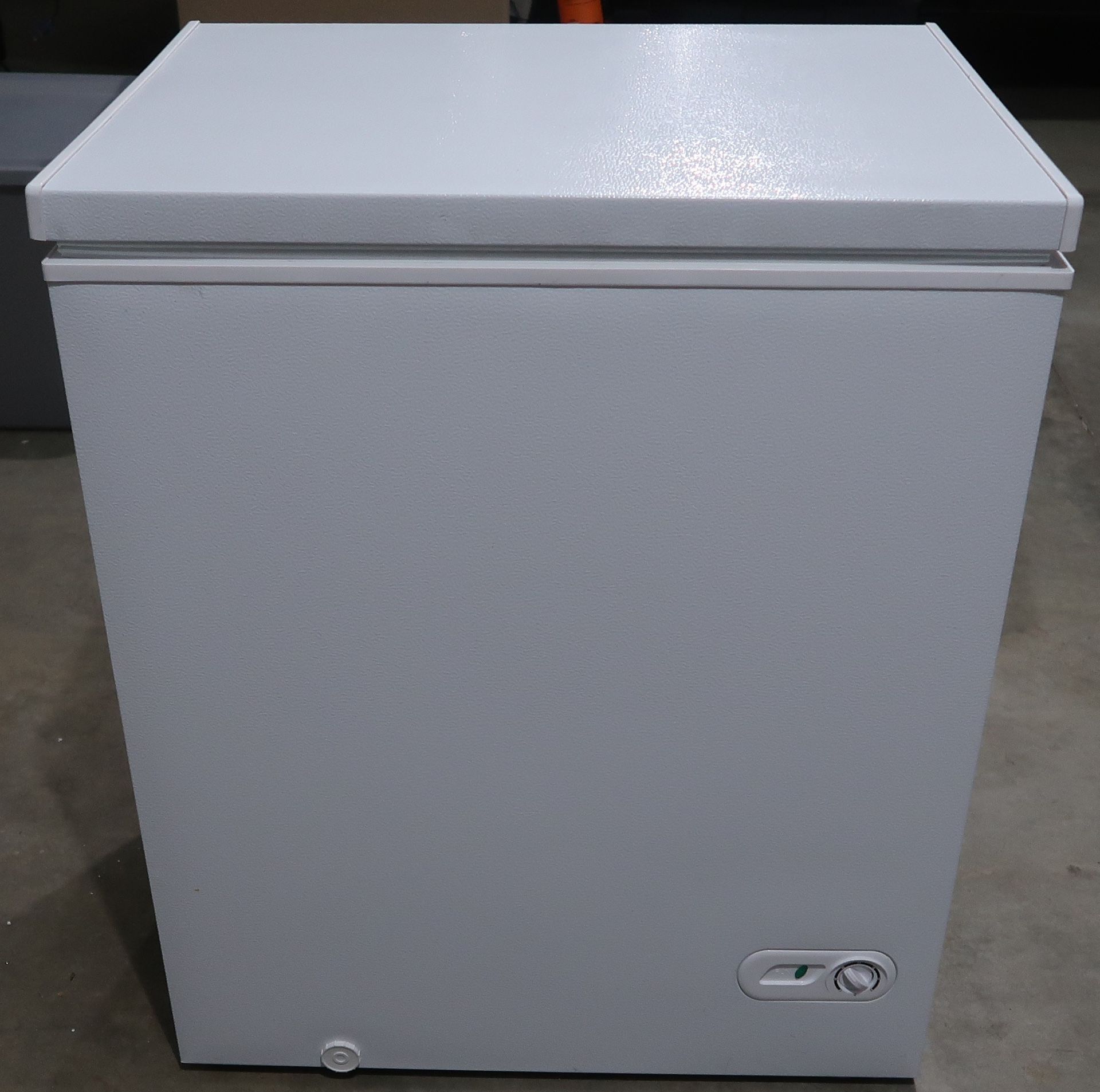 Magic Chef 5.0 cu. ft. Chest Freezer