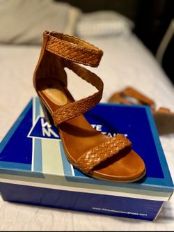 Women’s heels - WHITTIER Area