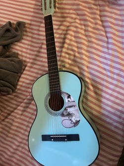 Signed Taylor swift guitar for sale