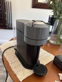 Nespresso Vertuo Next Coffee & Espresso Machine w/Pods