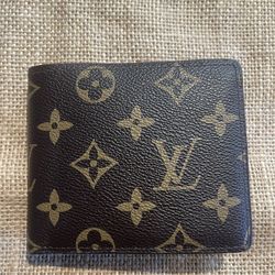 LV Wallet 
