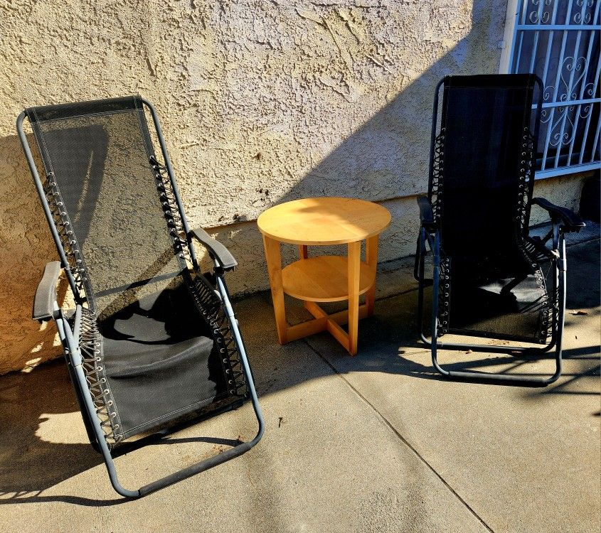 Zero Gravity Chair (Set Of 2) - $18 OBO