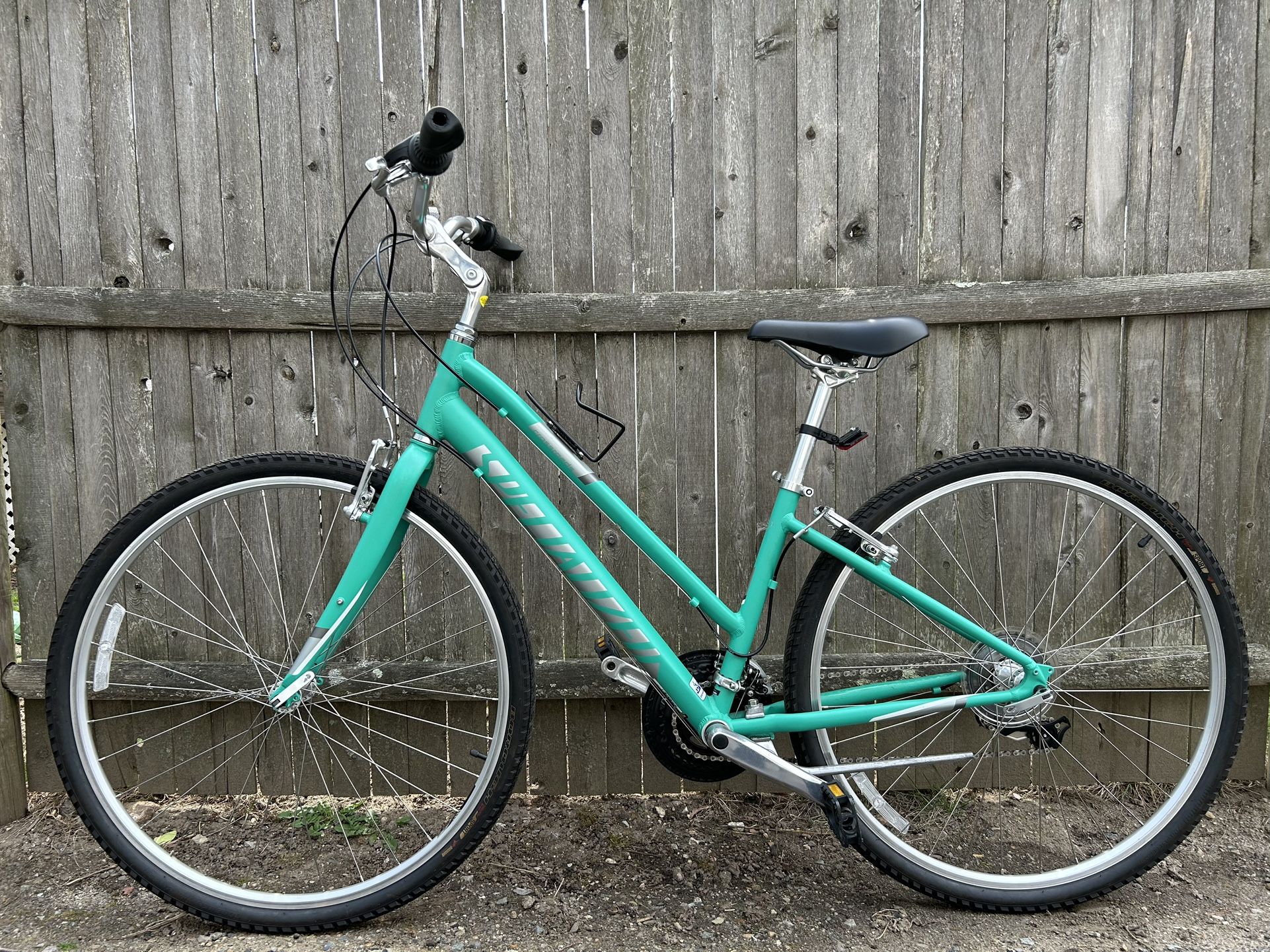 BRAND NEW Specialized crossroads hybrid bike