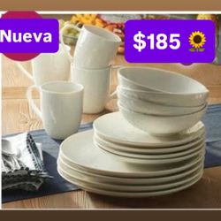 $185.00 Especial Vajilla  Nueva Línea  Wildflawer 20 Piezas Para 4 Personas  Princess House 