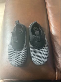 Black grey watershoes