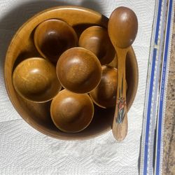 7” Diam. Wooden Bowl Set