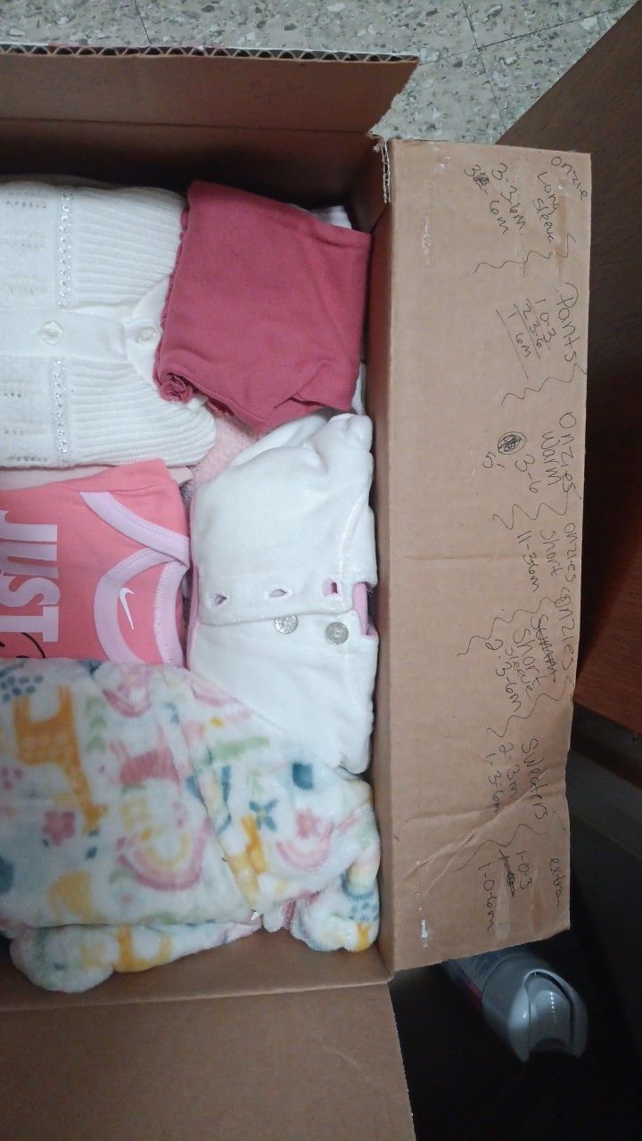 Baby Girl Clothes Months 0-3 /3-6