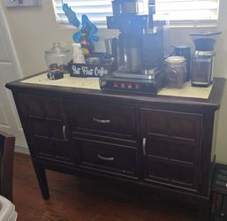Coffee Table/Hutch