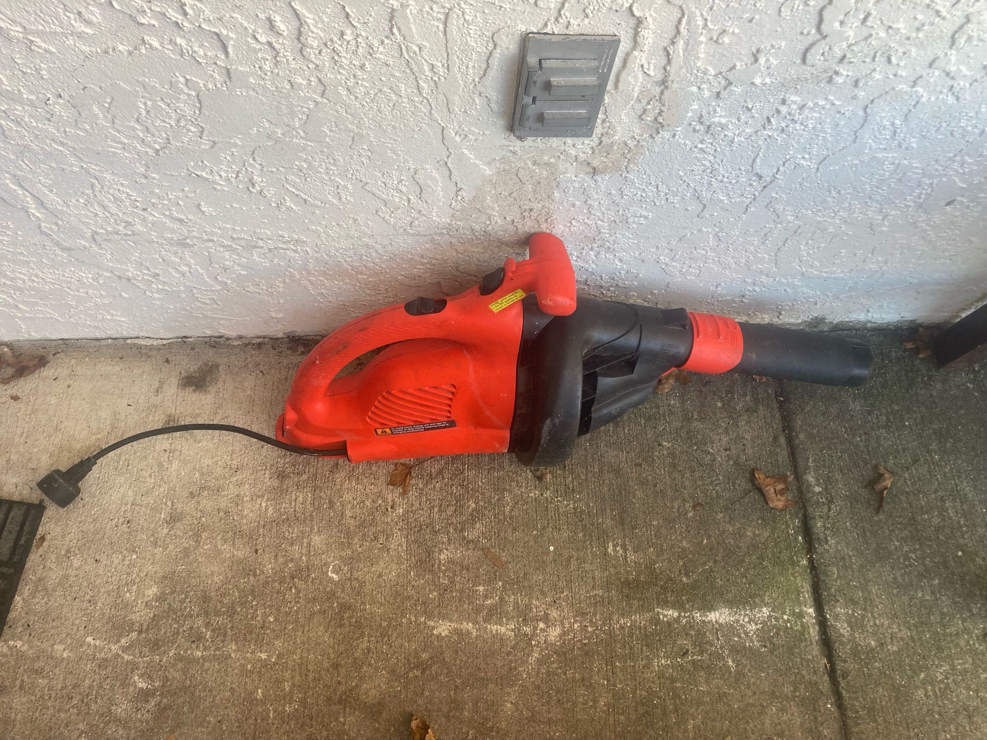 Working High Power Electrical Leaf Blower