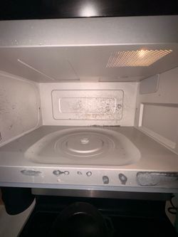 Whirlpool otc Microwave 1.9 cubic ft