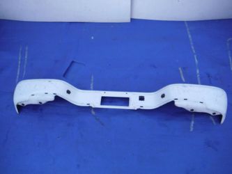 00 01 02 03 04 05 06 2000 2001 2002 2003 2004 2005 2006 CHEVY CHEVROLET SILVERADO REAR BUMPER COVER PAINTED OEM