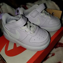 Nike 4c Brand New ! 