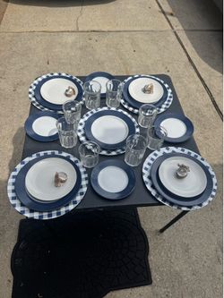 4 Place setting