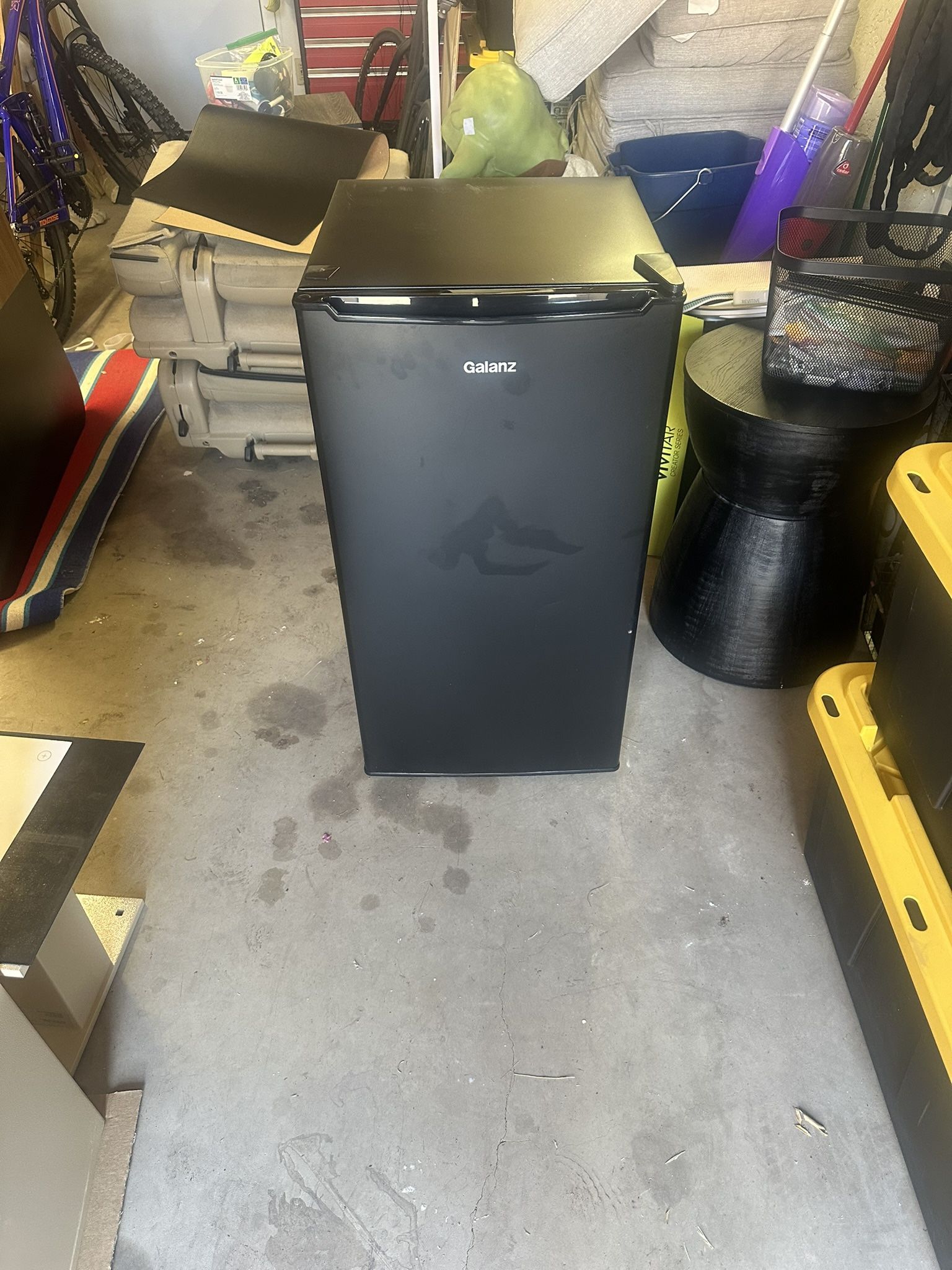 Galanz Mini Fridge β Black β Very Good Condition