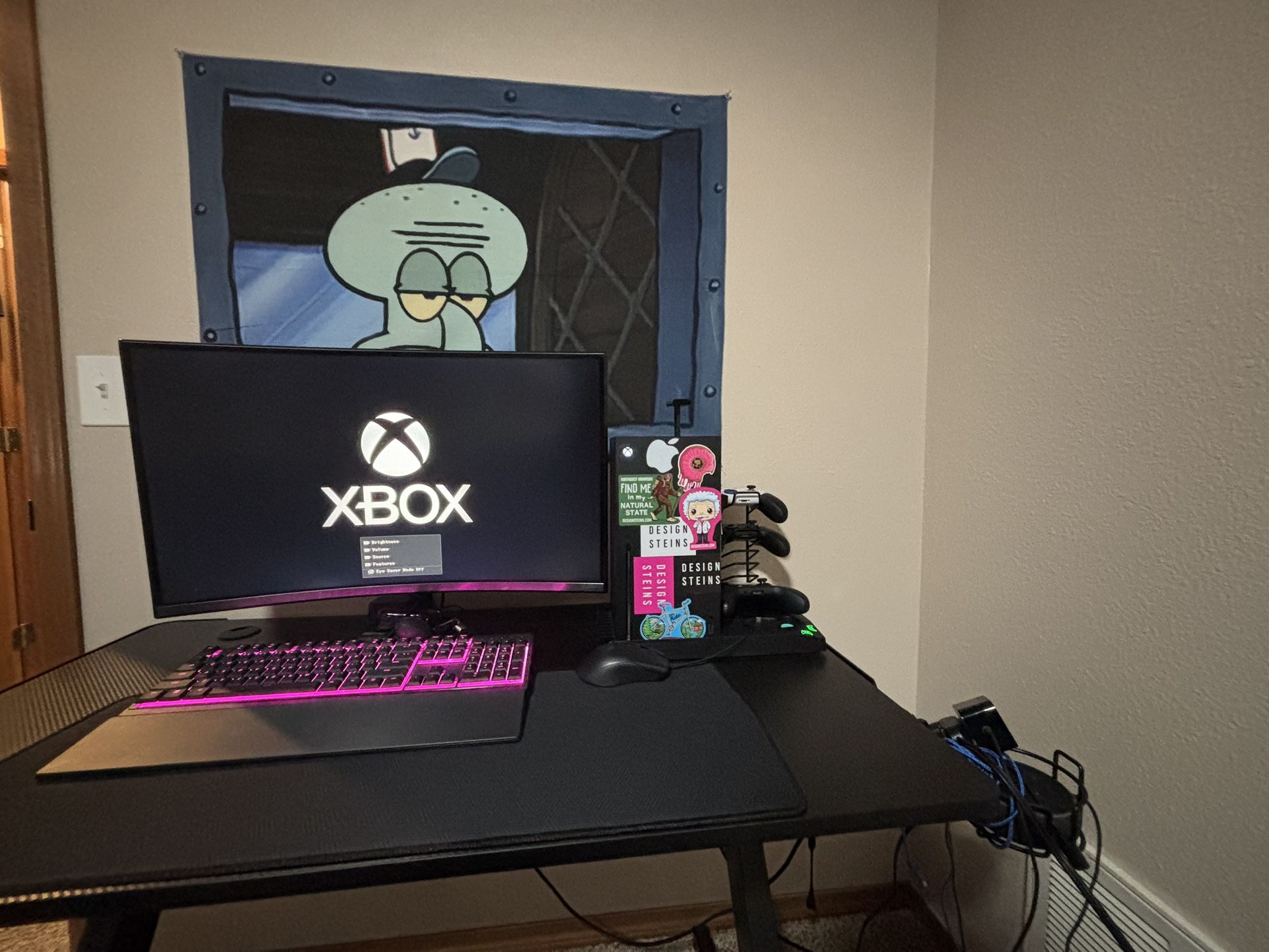 27’ Curved Samsung Monitor
