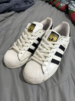 Adida Superstars White