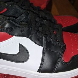 Jordan 1 Low Bred toe 11.5