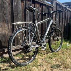 Giant Mountain Bike 