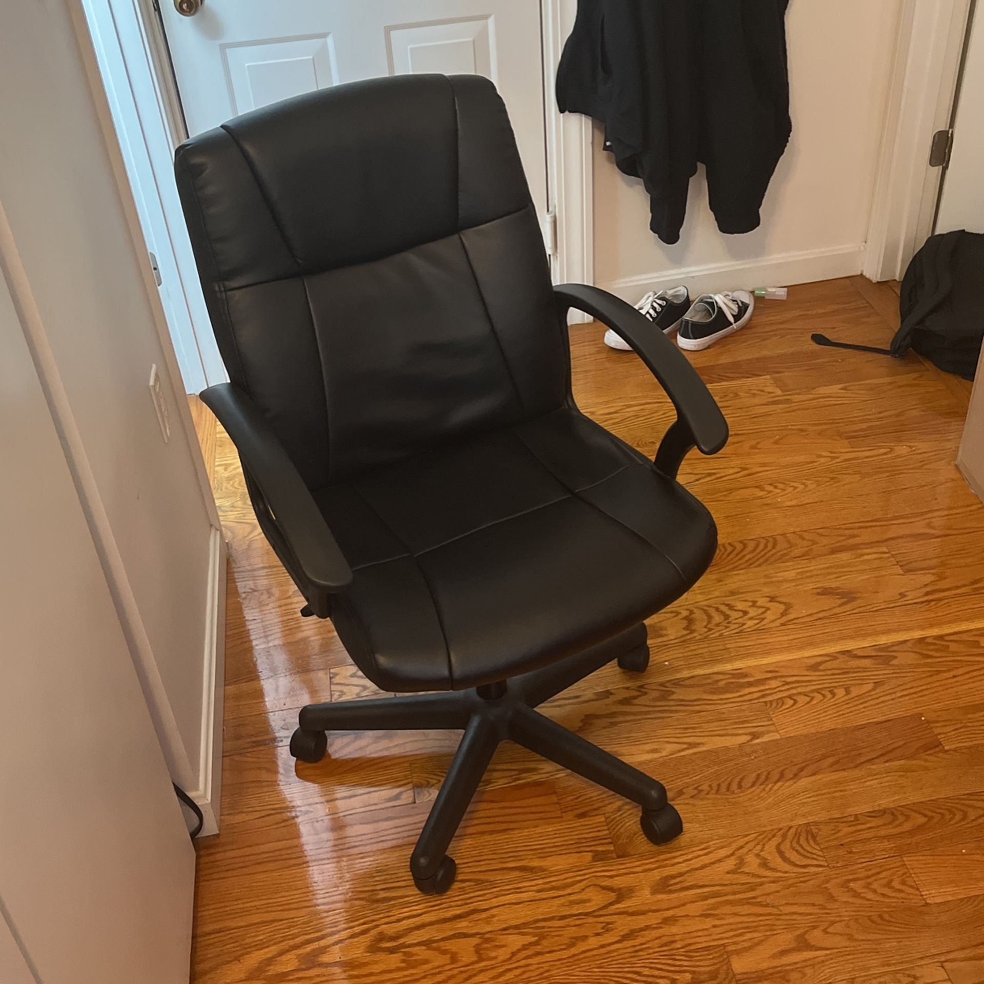 Black Office Rolling Chair