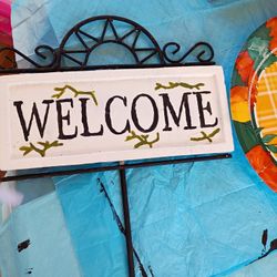 Vintage Welcome Sign