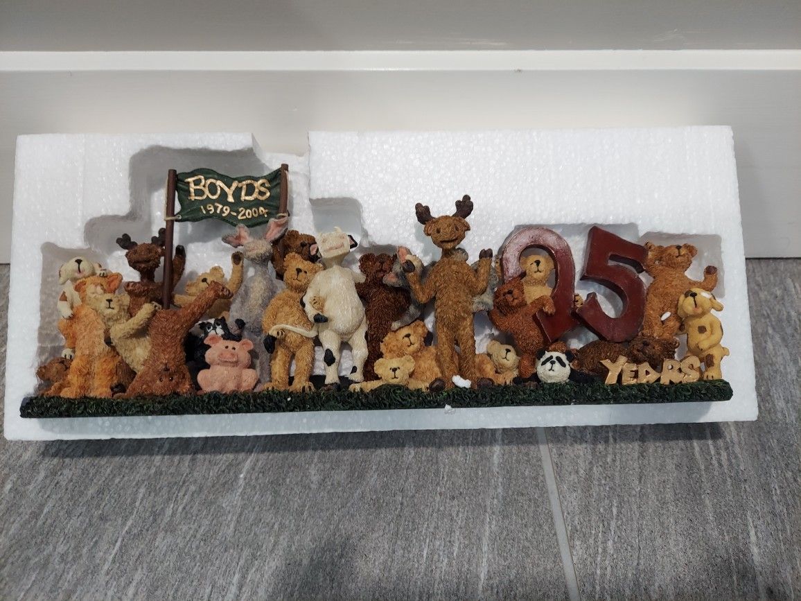 Boyds Bears & Buddies Friends 25 Years and Counting 2004 #228444 PAW Limited Edition