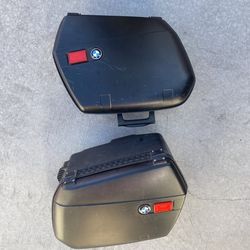 2 BMW saddlebags with key $100
