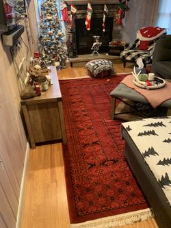 Area Rug, Re Decorating For Christmas ! Beautiful 7’x10’