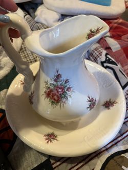 Vintage 50’s Athena Pottery Pitcher And Basin Made In USA