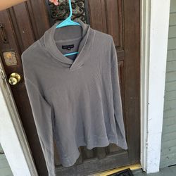 Banana Republic Men’s Grey Sweater