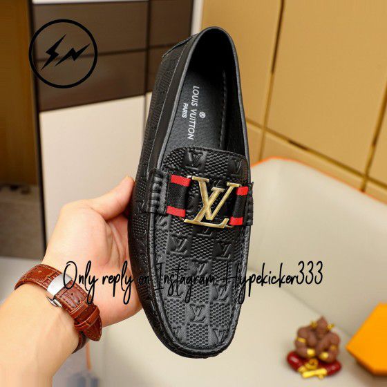 Louis dress LV leather shoes In stock shoes for Sale in Queens, NY - OfferUp