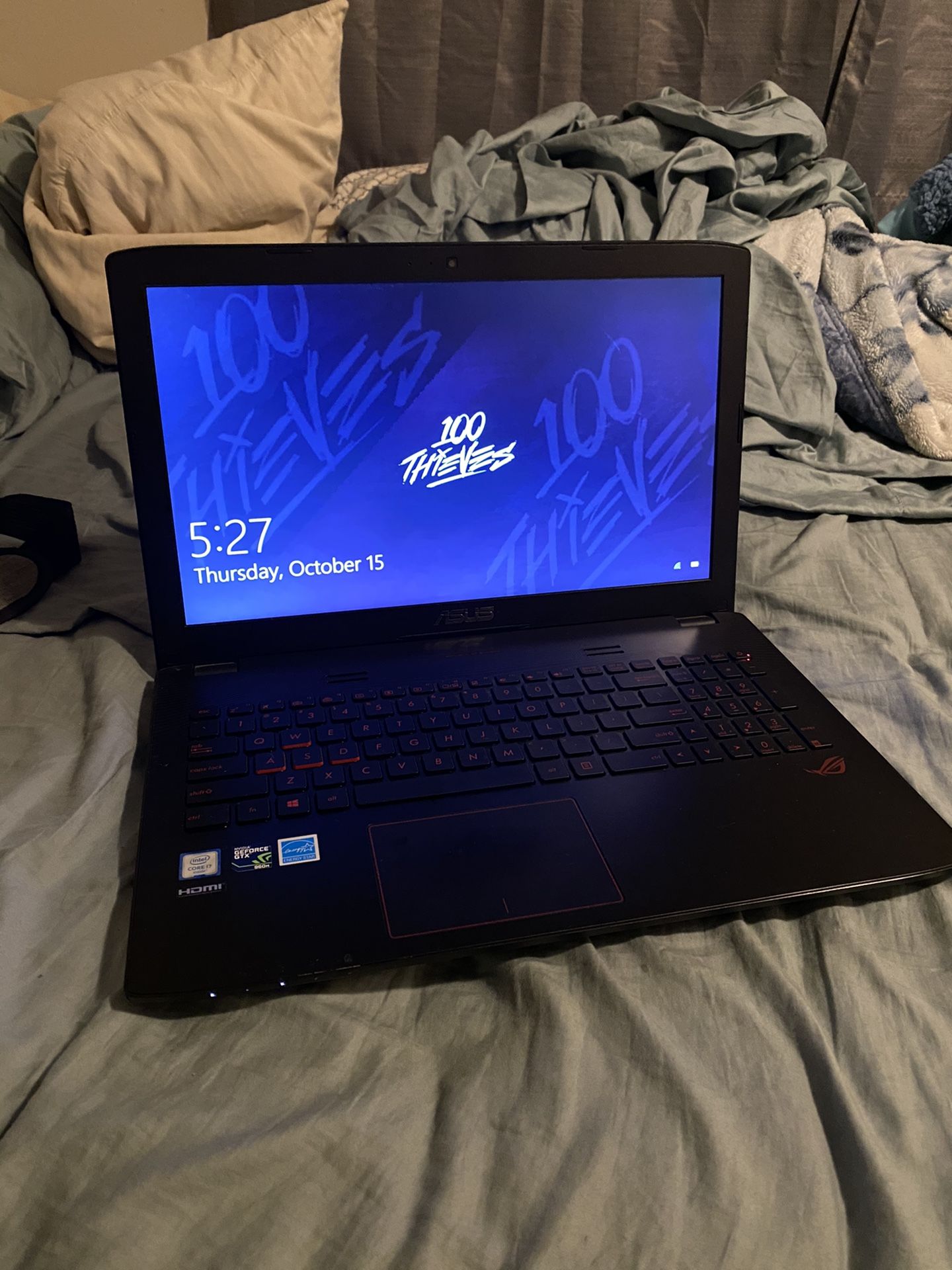 Asus ROG ZX50v gaming laptop
