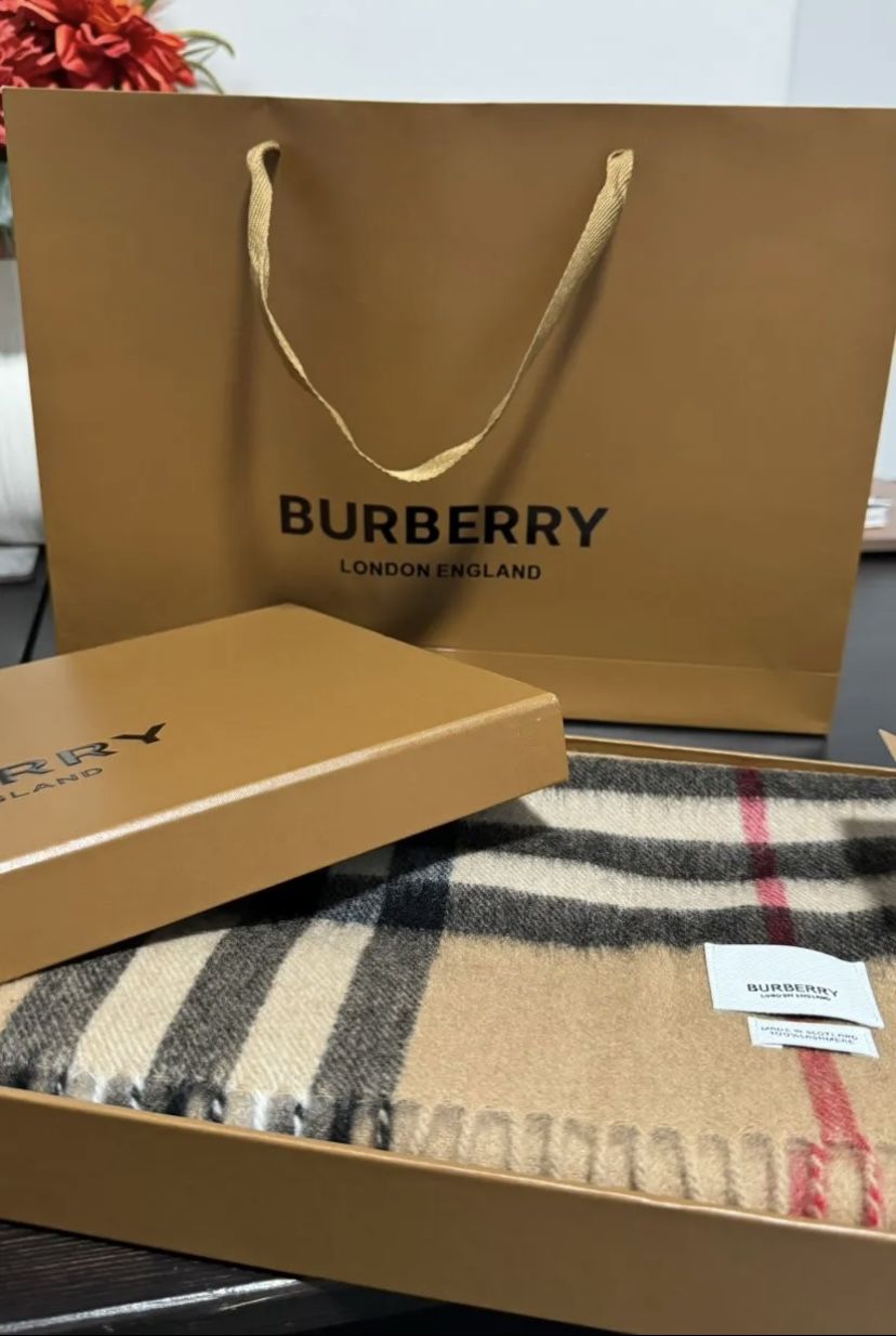 Burberry Classic Check Beige Cashmere Scarf