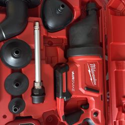 Brand new Milwaukee M12 12-Volt Lithium-Ion Cordless Drain Cleaning Airsnake Air Gun Kit with (1) 2.0Ah Battery, Toilet Attachments