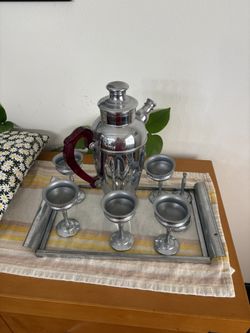 Vintage Cocktail Shaker With Cups