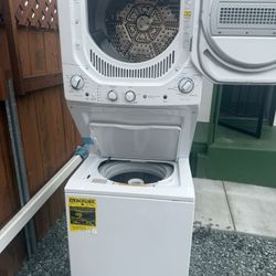 GE 2.3 Cu. Ft. Washer 4.4 Cu. Ft. Electric Dryer *SLIGHTLY-USED*