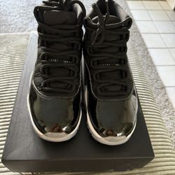 Space jams Jordan 11 size 10