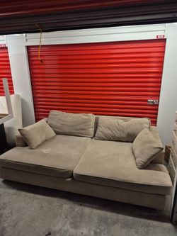 Lounge couch