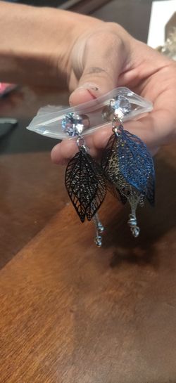 00g=10mm Dangling Leaf Gauges/Plugs